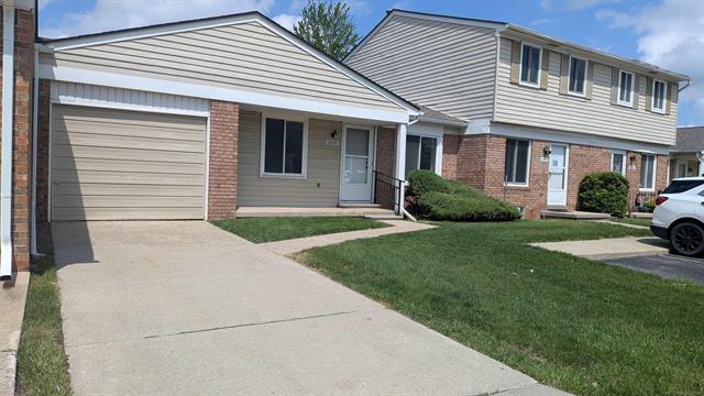 front view picture of 16335 Brittany Drive, Roseville, MI. 48066