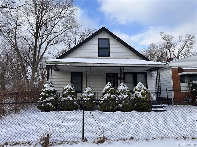 front view picture of 6821 Drake Street, Hamtramck, MI. 48212