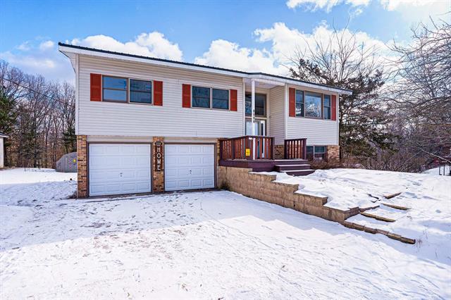 front view picture of 8008 Linden Avenue, Newaygo, MI. 49337