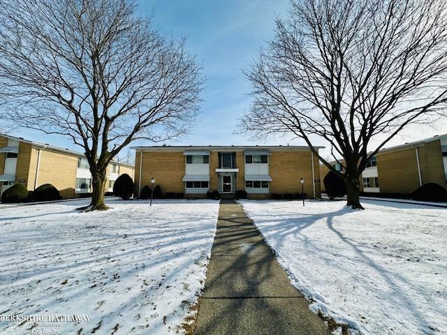 front view picture of 21364 Beaconsfield Street, Saint Clair Shores, MI. 48080
