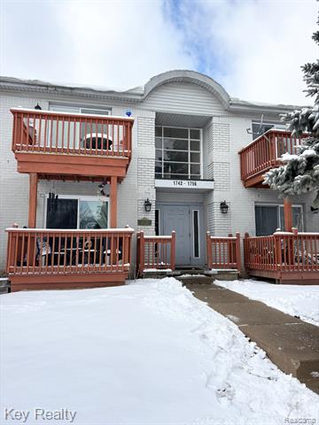 front view picture of 1754 Fort Street, Trenton, MI. 48183