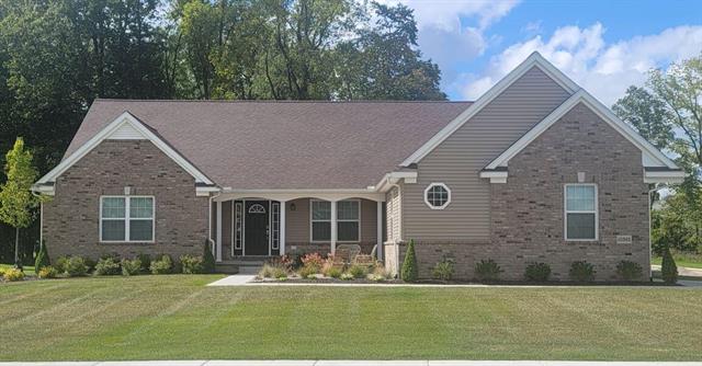 front view picture of 10666 Valley View Drive, Saline, MI. 48176