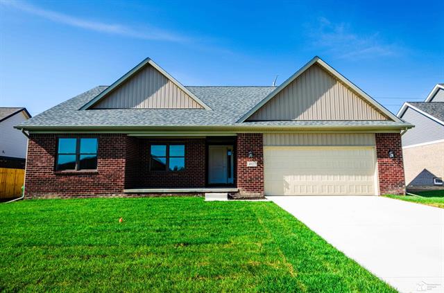 front view picture of 4923 Skylark Drive, Monroe, MI. 48161