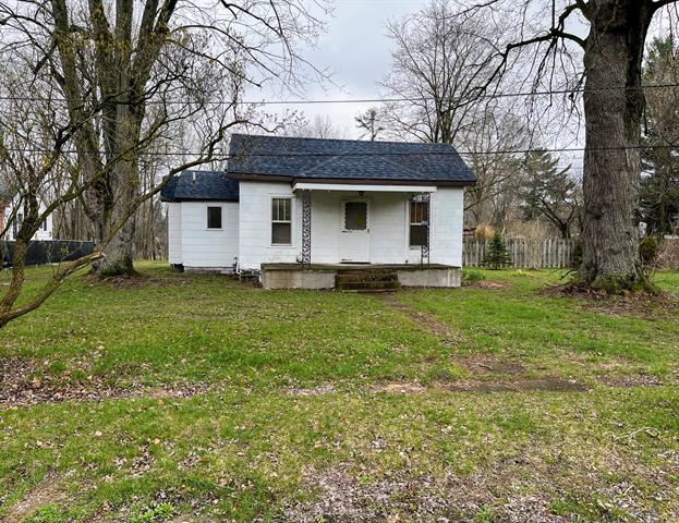 front view picture of 4051 Berrien Street, Sawyer, MI. 49125