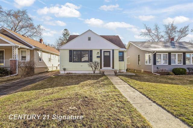 front view picture of 3442 Mackinaw Street, Saginaw, MI. 48602