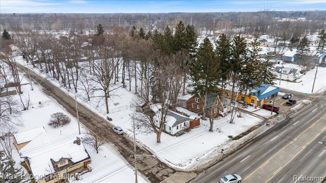 front view picture of 5864 S Martin Luther King Jr Boulevard, Lansing, MI. 48911