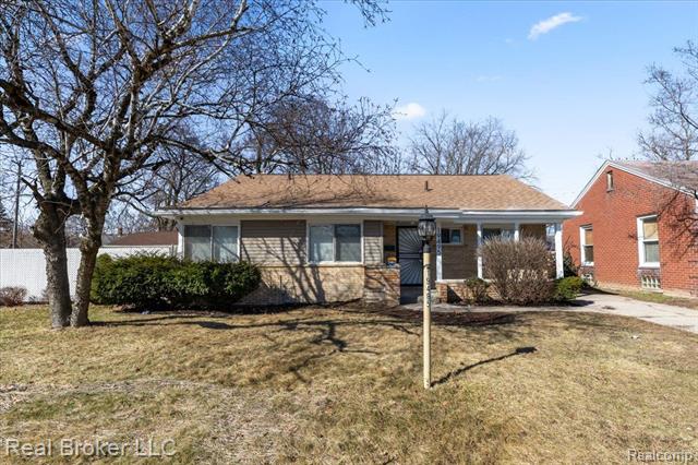 front view picture of 19495 Monica Street, Detroit, MI. 48221