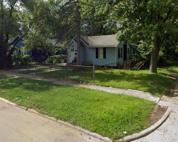 front view picture of 1142 Agard Avenue, Benton Harbor, MI. 49022
