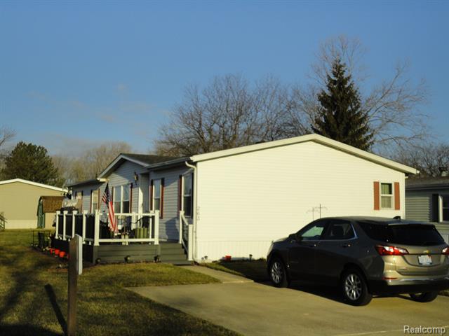 front view picture of 263 Braeburn Street, Temperance, MI. 48182