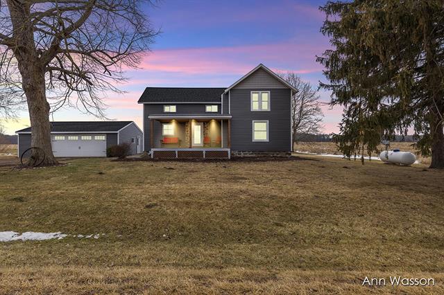 front view picture of 11063 W Mt Hope Highway, Vermontville, MI. 49096