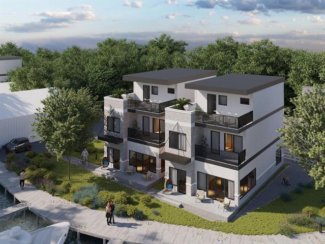 front view picture of 1 N Bailey Avenue, South Haven, MI. 49090