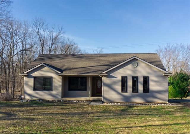 front view picture of 9000 W Sober Road, Fowlerville, MI. 48836