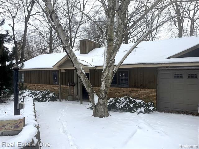 front view picture of 2620 Packard Street, Ann Arbor, MI. 48104