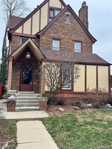 front view picture of 18806 Gainsborough Road, Detroit, MI. 48223