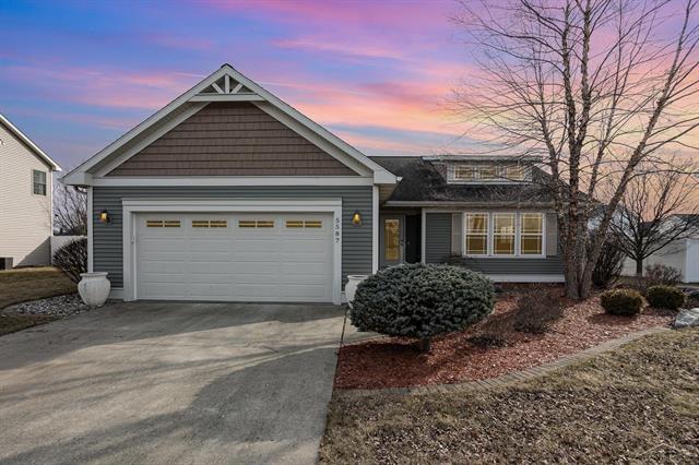 front view picture of 5587 Gladecress Drive, Saginaw, MI. 48603