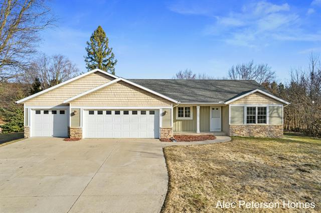 front view picture of 5701 Pierce Street, Allendale, MI. 49401