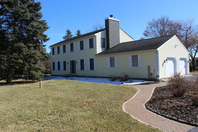 front view picture of 85 W Willis Road, Saline, MI. 48176