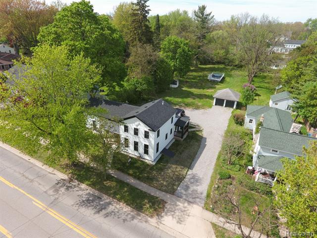 front view picture of 278 W Saint Clair Street, Romeo, MI. 48065