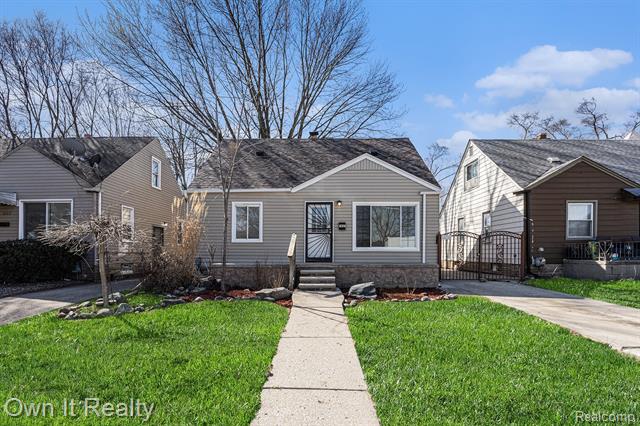 front view picture of 7437 Parkland, Redford, MI. 48239