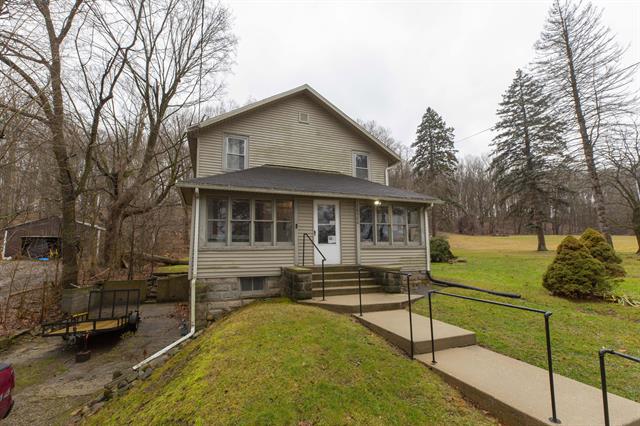 front view picture of 16500 S Red Bud Trail, Buchanan, MI. 49107