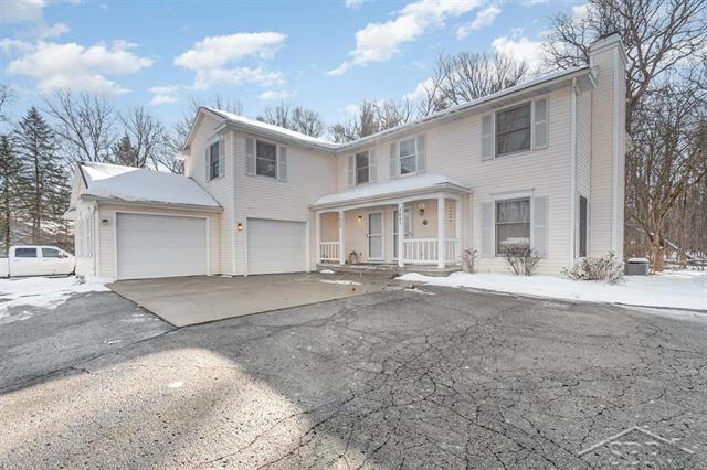 front view picture of 3605 W Wackerly Street, Midland, MI. 48640
