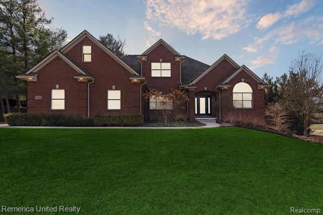 front view picture of 7036 Forest Way, Brighton, MI. 48116