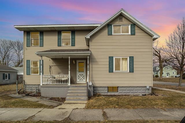 front view picture of 1312 Raymond Street, Bay City, MI. 48706