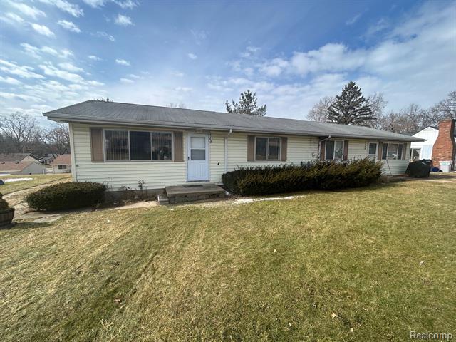 front view picture of 5262 Van Winkle Street, Brighton, MI. 48116