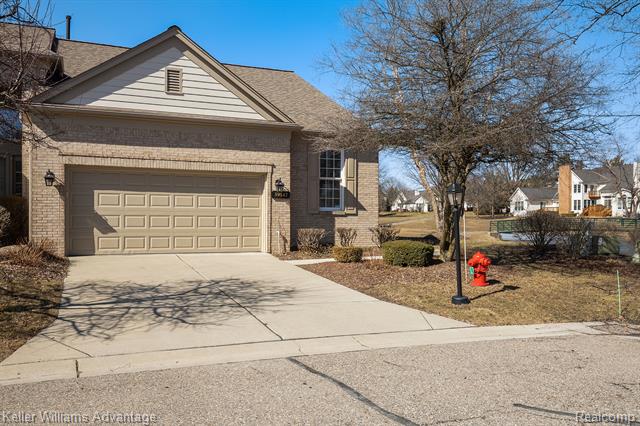 front view picture of 39547 Champion Court, Northville, MI. 48168