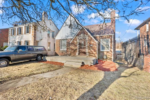 front view picture of 15735 Rutherford Street, Detroit, MI. 48227