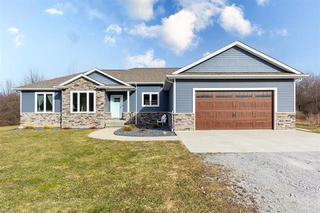front view picture of 5075 Howe Road, Grand Blanc, MI. 48439