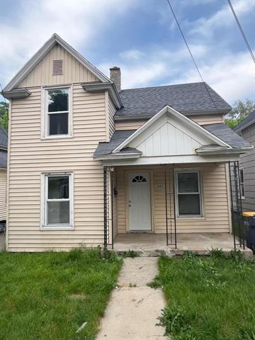 front view picture of 846 Lafayette Avenue Ne, Grand Rapids, MI. 49503