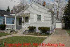 front view picture of 929 Dickinson Street Se, Grand Rapids, MI. 49507