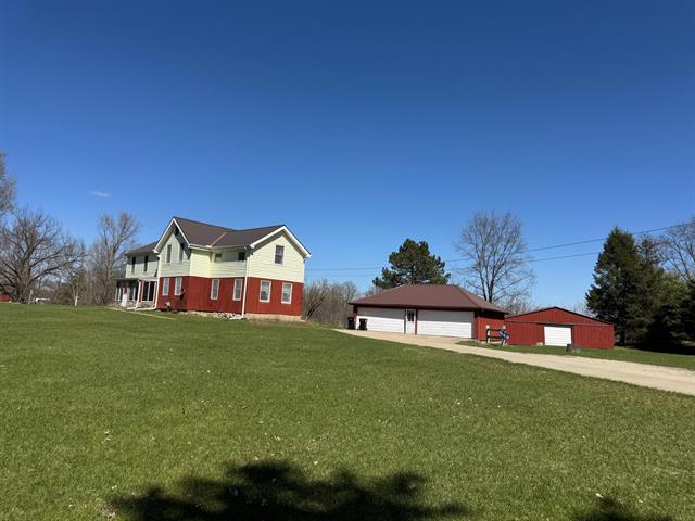 front view picture of 521 Adrian Street, Manchester, MI. 48158