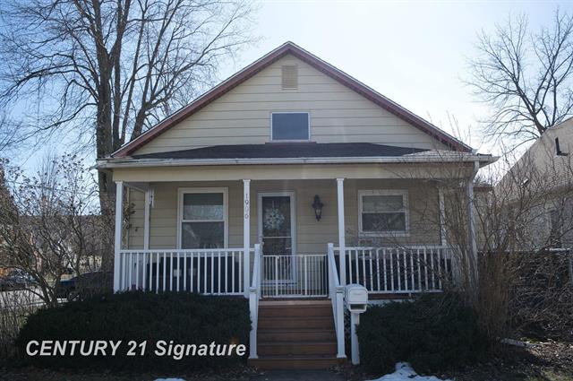 front view picture of 1906 10Th Street, Bay City, MI. 48708