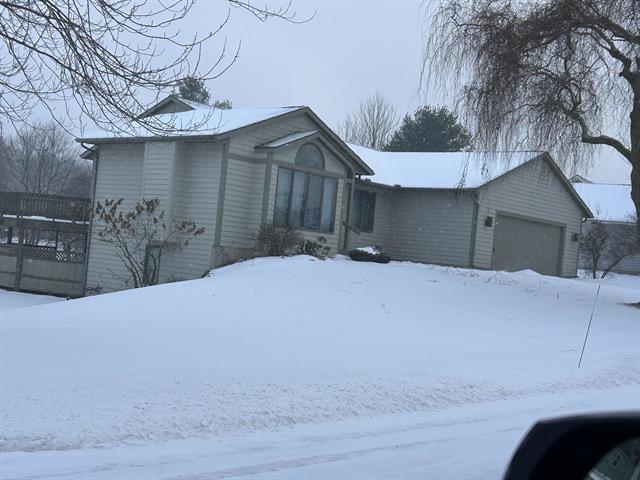 front view picture of 7024 Camelback Drive Ne, Rockford, MI. 49341