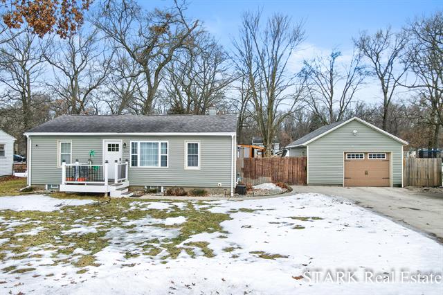front view picture of 5694 Colleen Avenue, Muskegon, MI. 49442