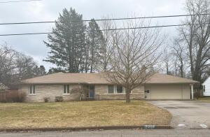 front view picture of 2427 Carlyle Drive, Kalamazoo, MI. 49008