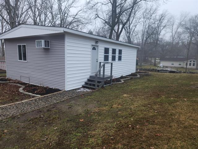 front view picture of 242 Bickford Drive, Coldwater, MI. 49036