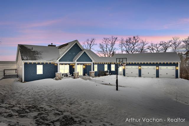 front view picture of 9017 S Catalpa Avenue, Newaygo, MI. 49337