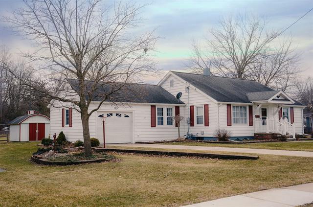 front view picture of 115 Calhoun Street, Union City, MI. 49094