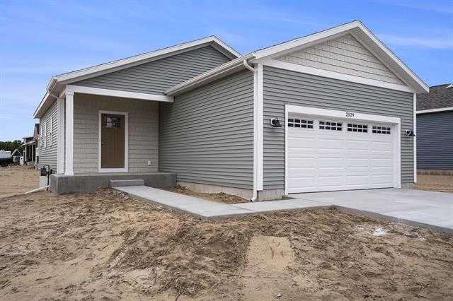 front view picture of 2529 Gray Wolf Way, Muskegon, MI. 49444