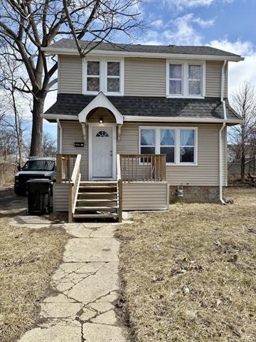 front view picture of 12090 Ward Avenue, Detroit, MI. 48227
