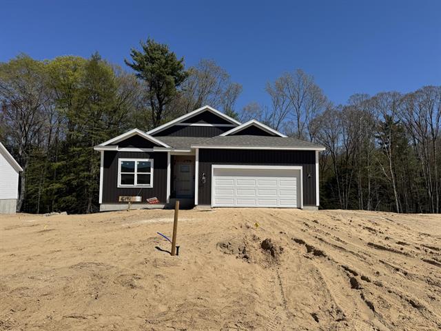 front view picture of 6198 Sturgeon Run, Muskegon, MI. 49444