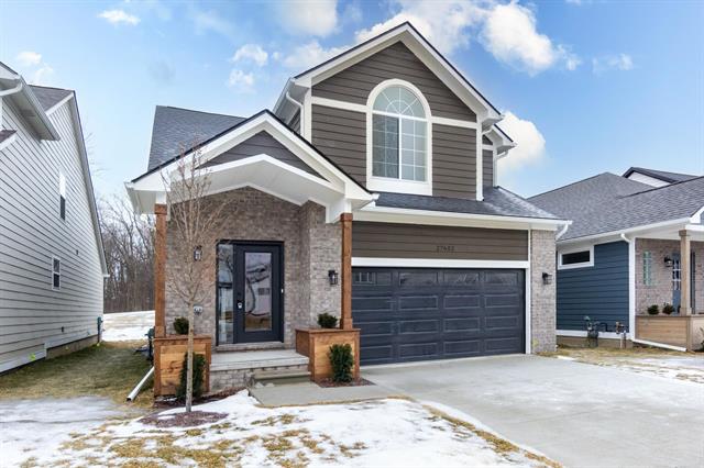 front view picture of 27602 Maryjane Lane E, New Baltimore, MI. 48047