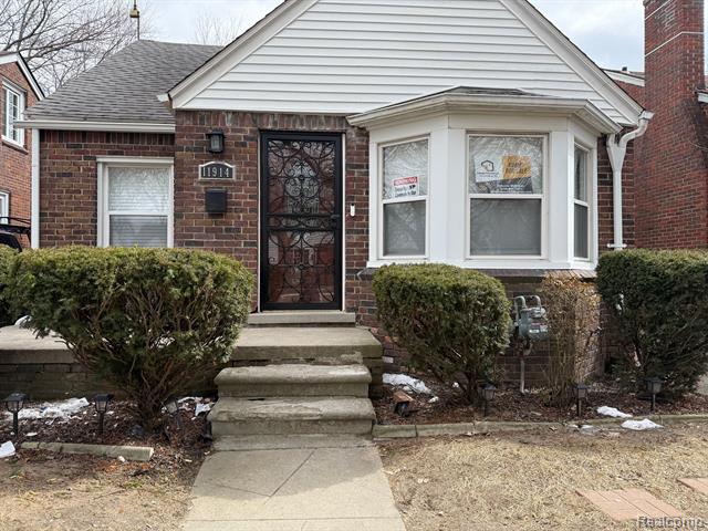 front view picture of 11914 Riad Street, Detroit, MI. 48224