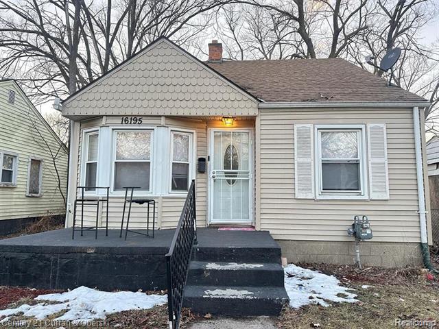 front view picture of 16195 Robson Street, Detroit, MI. 48235