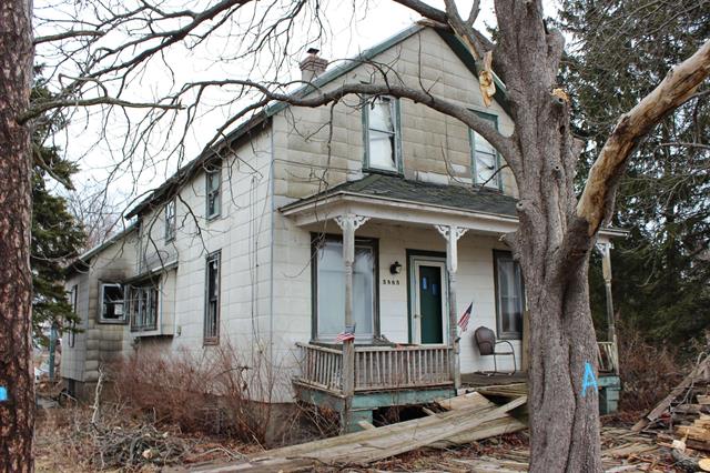 front view picture of 5885 Hess Road, Saginaw, MI. 48601