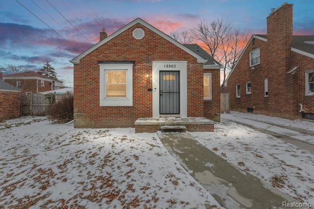 front view picture of 18960 Rockcastle Street, Grosse Pointe, MI. 48236