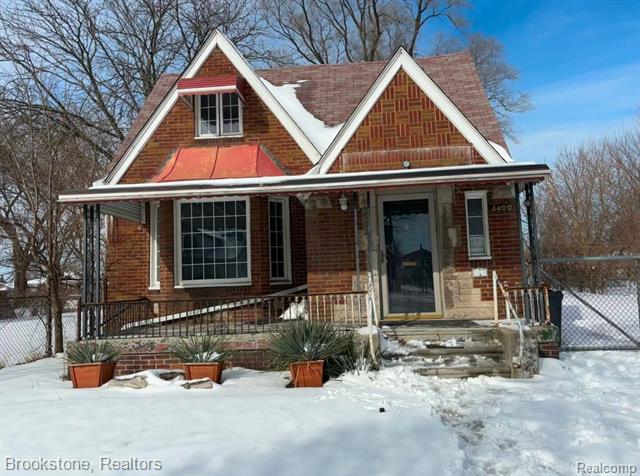 front view picture of 3400 S Liddesdale Street, Detroit, MI. 48217